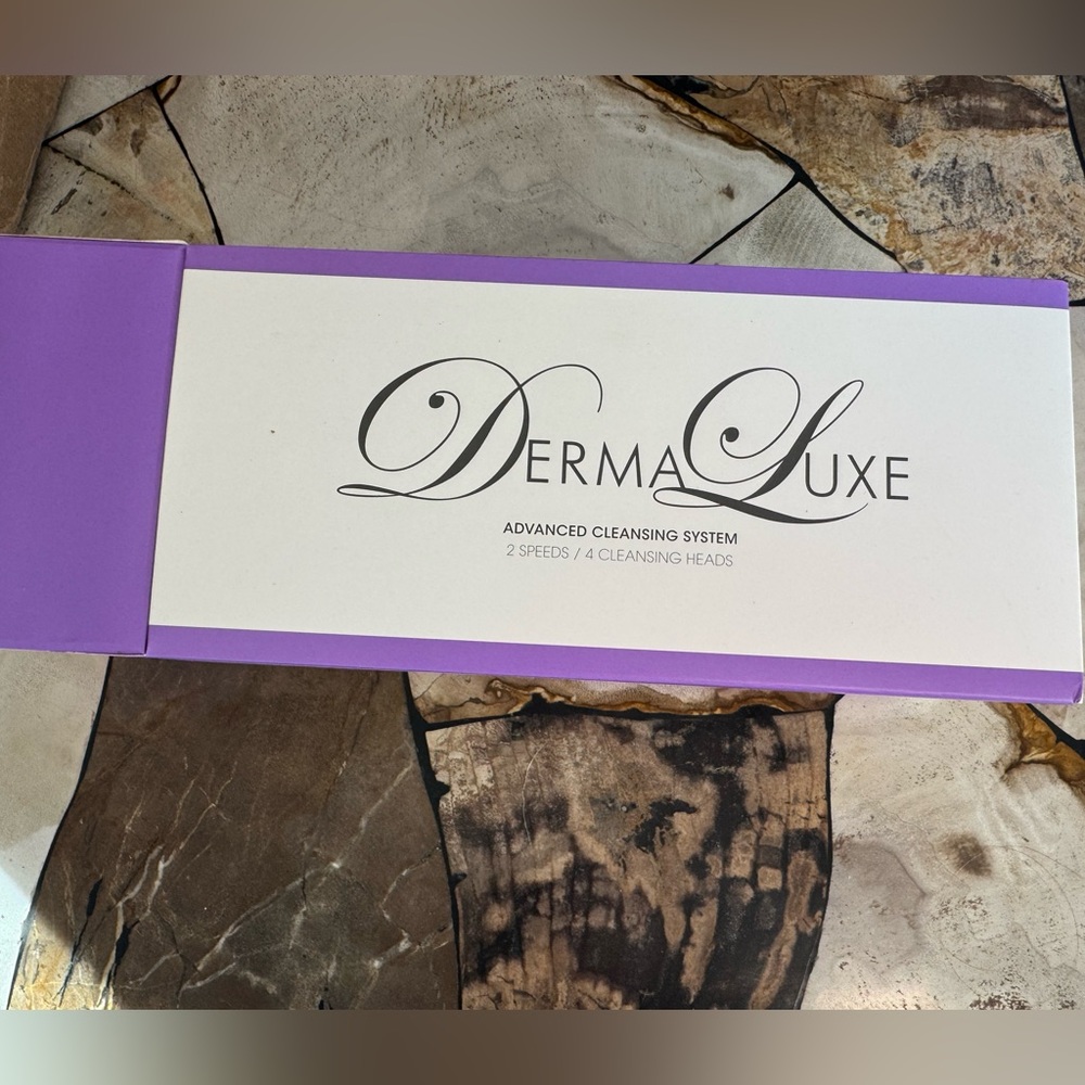 DermaLuxe Advanced Cleansing System Purple NIB Sealed - Deep Cleanse & Exfoliate